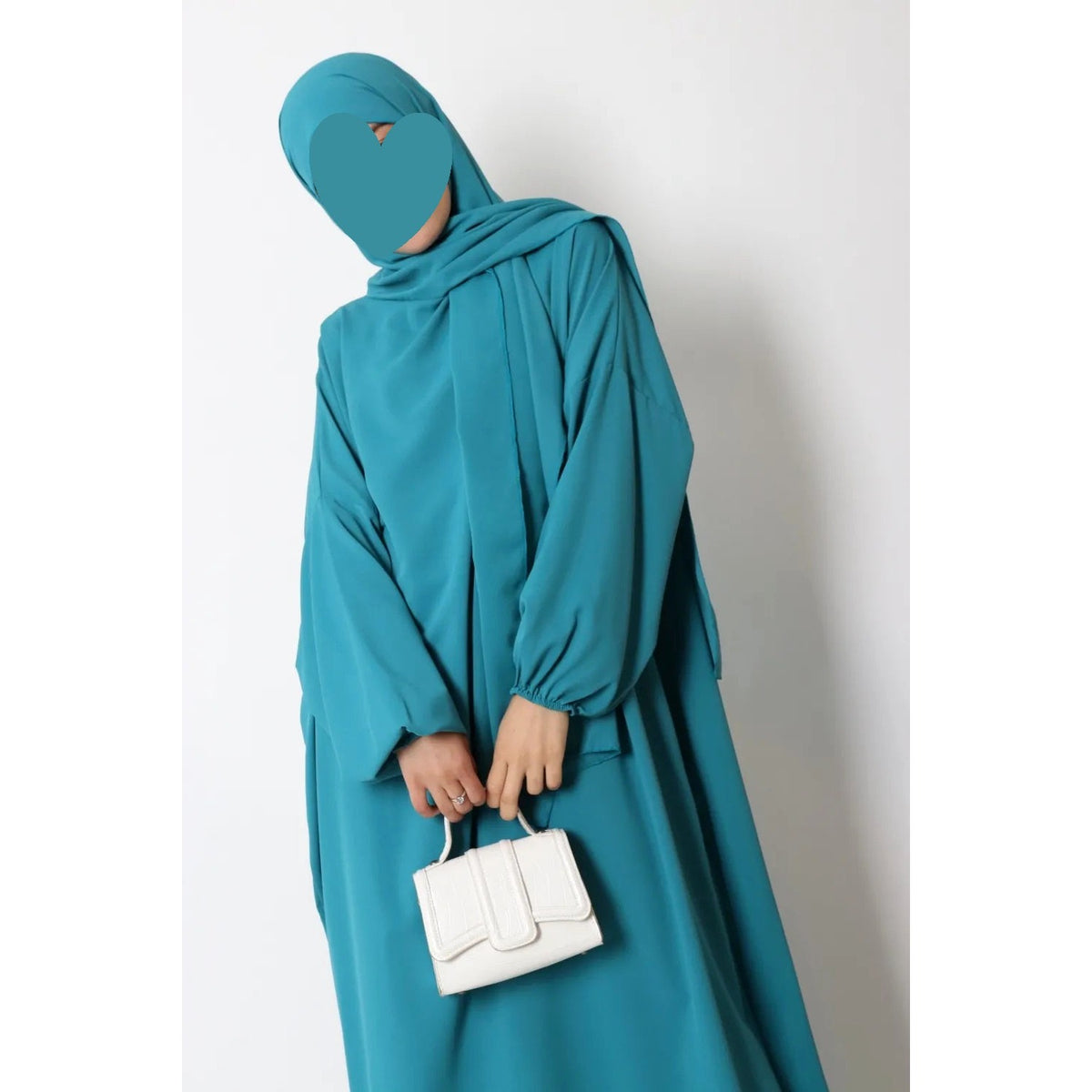 Abaya soie de Médine avec voile intégré – Taille unique – vue 10
