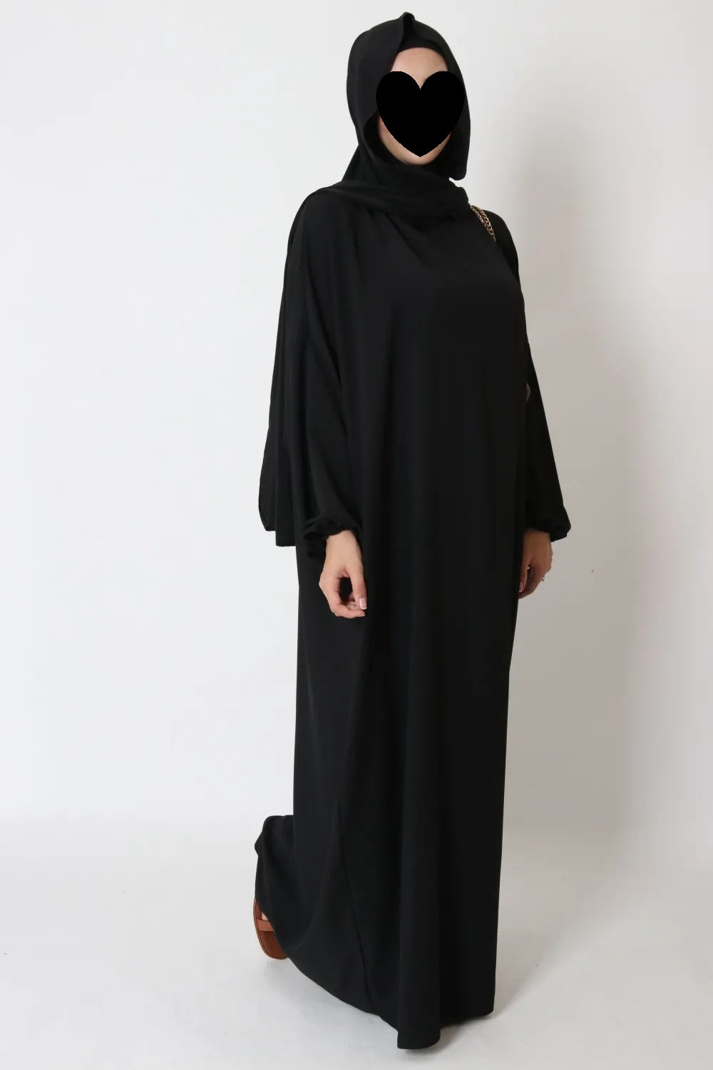 Abaya Soie de Médine avec voile intégré